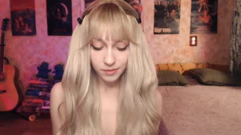 ellie_friendly online show from 02.02.25