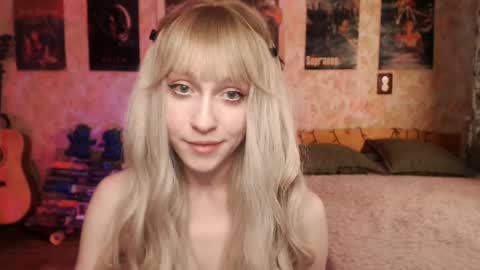ellie_friendly online show from 03.12.25