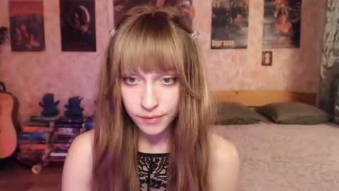 Snapshot of ellie_friendly chatting on 07.14.26 ellie_friendly online show from 07.14.26