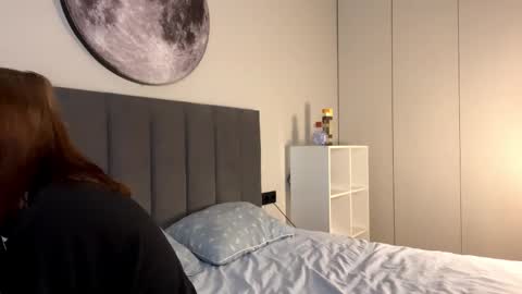 Ellie online show from 09.17.25