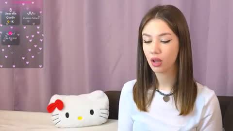 Snapshot of ellie_miller_ chatting on 10.14.25 ellie online show from 10.14.25