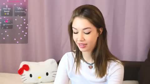 Snapshot of ellie_miller_ chatting on 10.21.25 ellie online show from 10.21.25