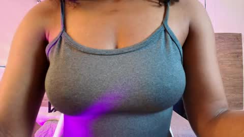 elliee_alves online show from 06.05.26