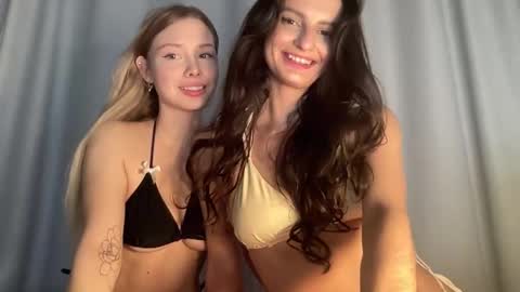 Elizabeth or you can call me Ellie online show from 11.13.25