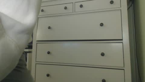 Snapshot of elliephant_ chatting on 11.01.25 just Emily online show from 11.01.25