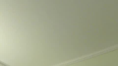 Snapshot of elliephant_ chatting on 11.06.25 just Emily online show from 11.06.25