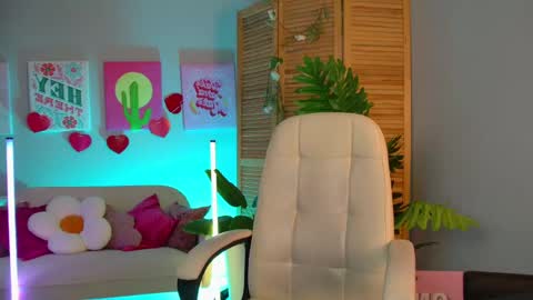 Elin online show from 04.30.26