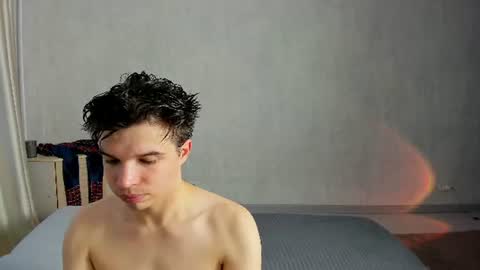 elliot_winki online show from 07.04.26