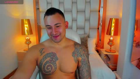 Snapshot of elliott_veelez chatting on 12.03.24 E L L I O T V E L E Z online show from 12.03.24