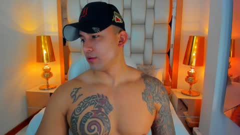 Snapshot of elliott_veelez chatting on 12.08.24 E L L I O T V E L E Z online show from 12.08.24