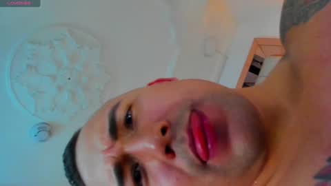 Snapshot of elliott_veelez chatting on 01.17.25 E L L I O T V E L E Z online show from 01.17.25