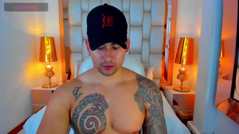 Snapshot of elliott_veelez chatting on 01.31.25 E L L I O T V E L E Z online show from 01.31.25