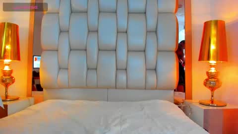 Snapshot of elliott_veelez chatting on 03.04.25 E L L I O T V E L E Z online show from 03.04.25