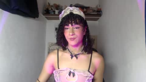 Snapshot of ellis_flowers chatting on 07.15.26 . online show from 07.15.26