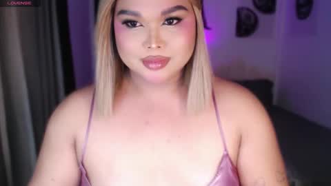 Snapshot of ellise_husson chatting on 05.20.26 Ellise online show from 05.20.26