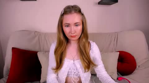 Elly online show from 11.11.25