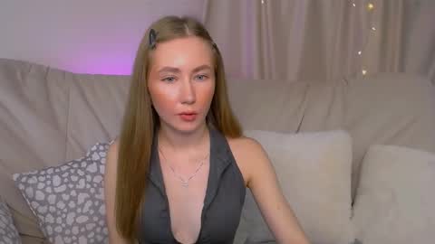 Elly online show from 11.19.25