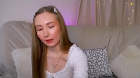 Elly online show from 11.23.25