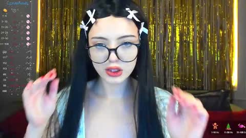 Snapshot of ellyford chatting on 12.24.24 Elly online show from 12.24.24