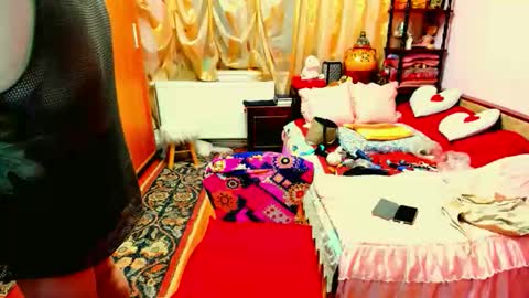 ellyhot53 online show from 04.20.26