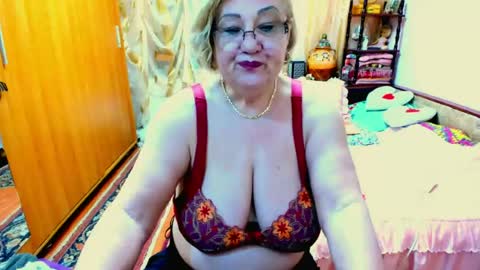 ellyhot53 online show from 06.27.26