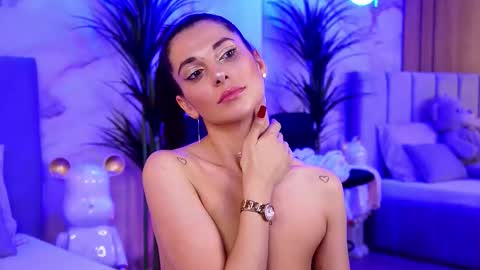 Elly online show from 10.23.25