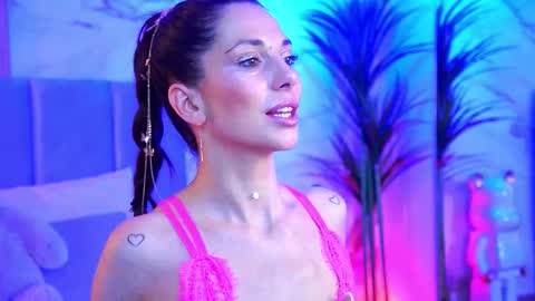 Elly online show from 11.03.25