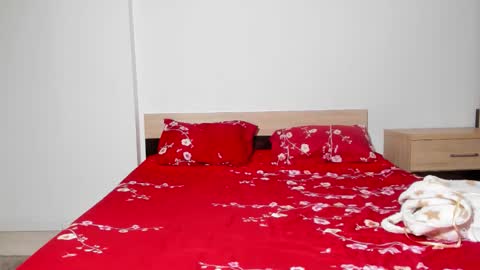 ellslimdoll online show from 10.30.25