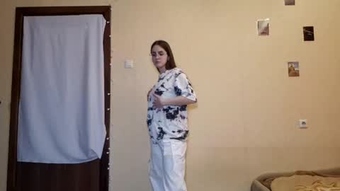 Kate online show from 04.22.26