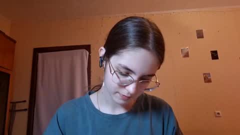 Kate online show from 06.12.26