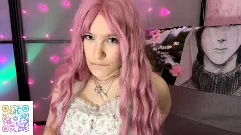 Pink online show from 05.08.26