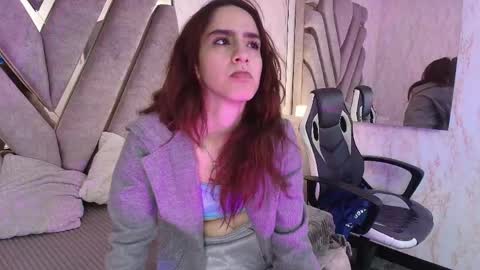 Elodie  online show from 05.09.26