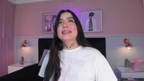 Elodie  online show from 12.04.25