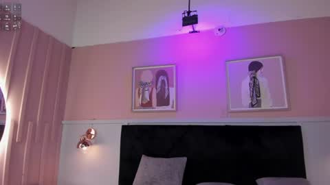 Elodie  online show from 07.11.26