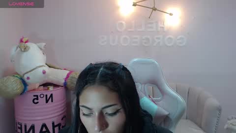 Elody  online show from 02.14.25