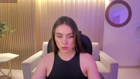 ELOISA OLIVERO online show from 01.26.25