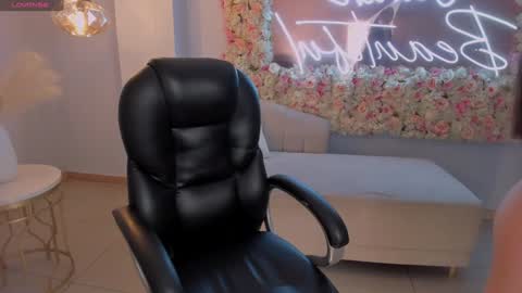 ELOISA OLIVERO online show from 02.02.25