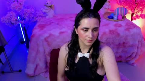 elowen_halley1 online show from 04.04.26