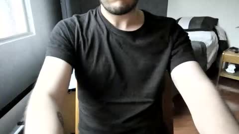 Snapshot of elriclust chatting on 11.21.25 elriclust online show from 11.21.25