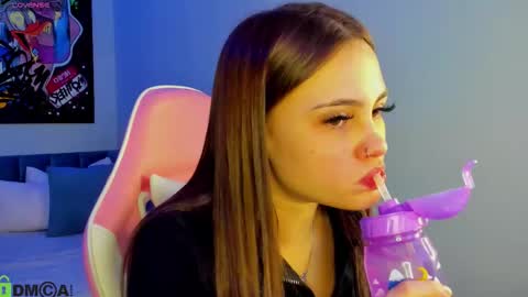 Snapshot of elsa_carterr chatting on 11.27.25 elsa_carterr online show from 11.27.25