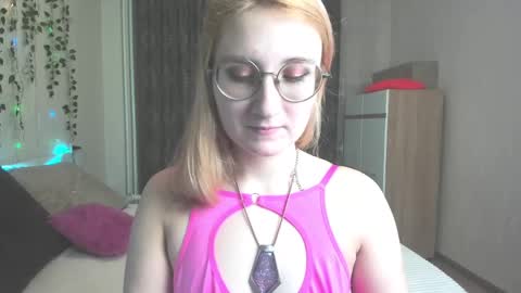 Snapshot of elsa_hot_here chatting on 01.26.25 Elsa online show from 01.26.25
