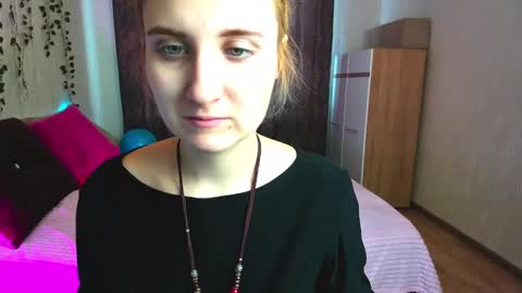 Snapshot of elsa_hot_here chatting on 02.15.25 Elsa online show from 02.15.25