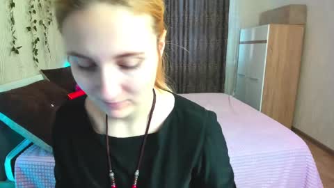 Snapshot of elsa_hot_here chatting on 02.17.25 Elsa online show from 02.17.25