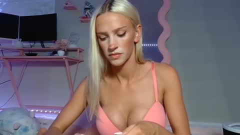 elsa_may online show from 04.24.26