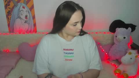 Snapshot of elsamails chatting on 12.14.24 Elsa online show from 12.14.24