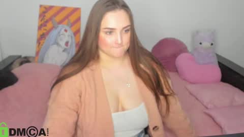 Snapshot of elsamails chatting on 12.29.24 Elsa online show from 12.29.24