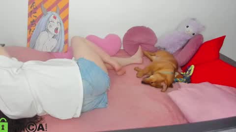 Snapshot of elsamails chatting on 12.31.24 Elsa online show from 12.31.24