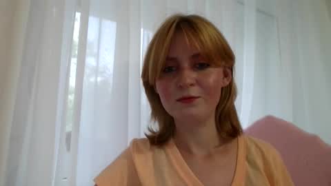 Snapshot of elsamartinez chatting on 09.19.25 ElsaMartinez online show from 09.19.25