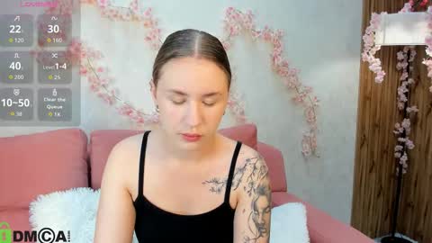 Snapshot of elsie_cutties chatting on 10.01.25 Elsie online show from 10.01.25