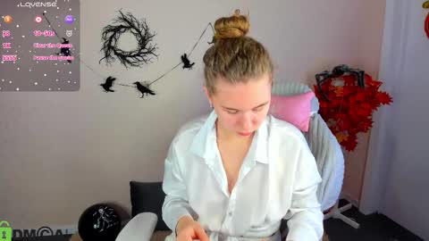 Snapshot of elsie_cutties chatting on 11.01.25 Elsie online show from 11.01.25